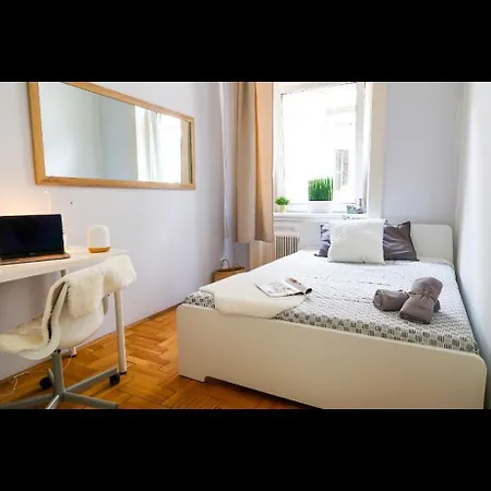 Apartment Kiraly Stret Hollo Utca *